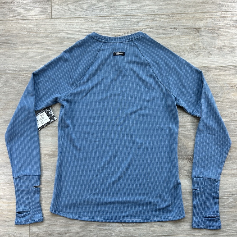 NWT Oiselle Size 2 Flyout Long-Sleeve Top Stratus Blue Thumbholes Polartec - Picture 4 of 11